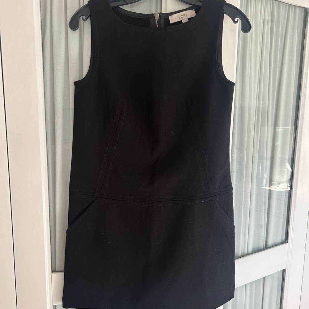 LOFT Black Sleeveless Dress